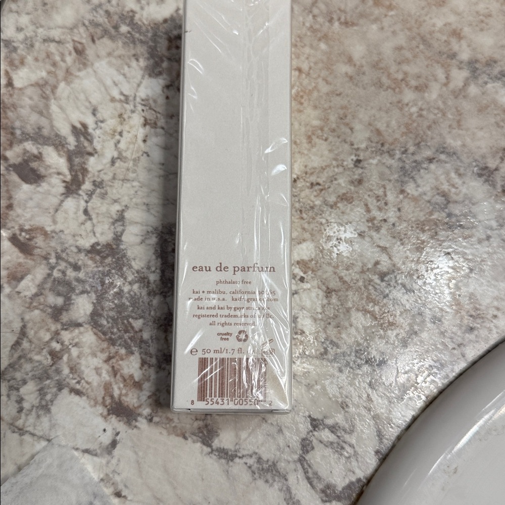 Kai Eau de Parfum - Picture 3 of 3
